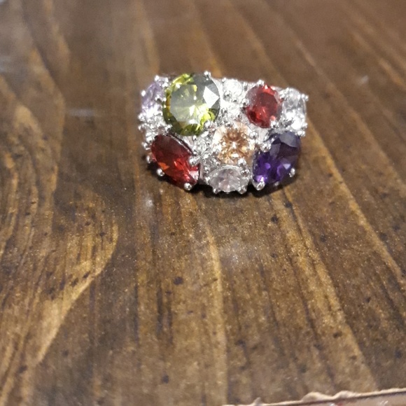 Costume Rings - Picture 5 of 8